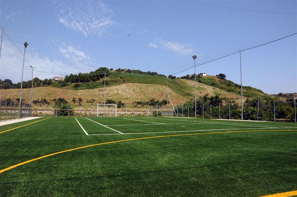 Aparthotel Baia Dei Canonici Villaggio Le Rocelle Exterior foto